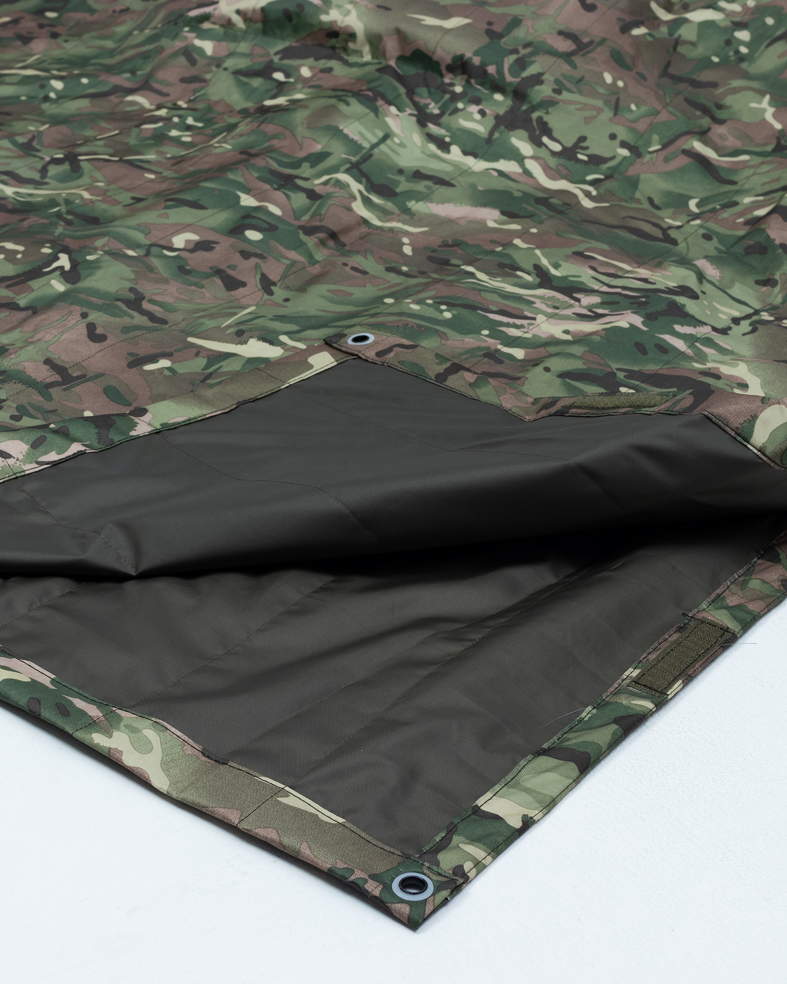Anti-Thermal Cloak-Poncho for Maximum Camouflage - Image 11
